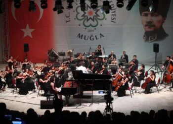 İstanbul merkezli 8 ilde çete operasyonu: 51 gözaltı