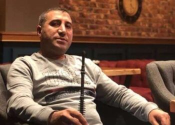 Husumetlisi kafasından vurarak öldürdü