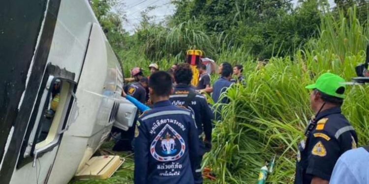 Evlerinin önüne satırla geleni öldüren iki kardeş hakkında karar çıktı