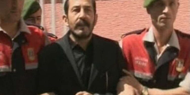 ‘Nurişler’ çetesi lideri Nuri Ergin, yargılandığı davada tehdit savurdu: 'Bir kişiyi sağ bırakırsak...'