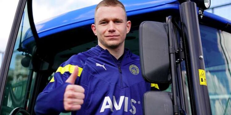 Attila Szalai kimdir, nereli, kaç yaşında? Attila Szalai hangi takımlarda futbol oynadı?