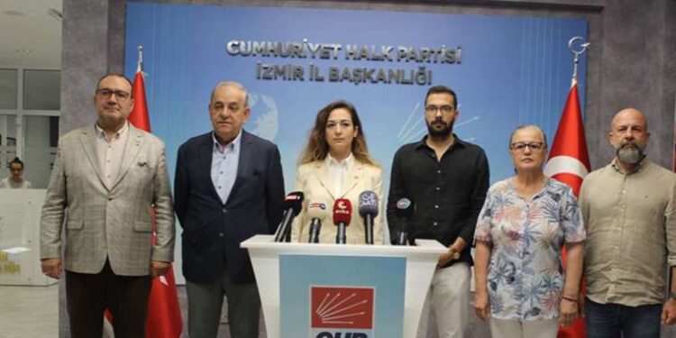 CHP’den basın açıklamalı zam protestosu: ‘Türkiye’yi sefalet liginde ilk 10’a soktular’