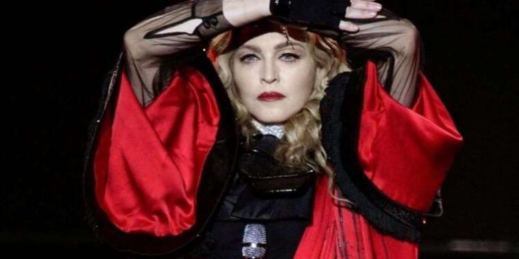 Madonna hastane süreciyle ilgili konuştu