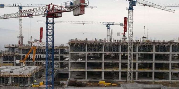 Türkiye dünyada en çok inşaat yapılan ülkelerin başında geliyor