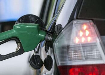 Son dakika... Akaryakıta KDV zammı geliyor!