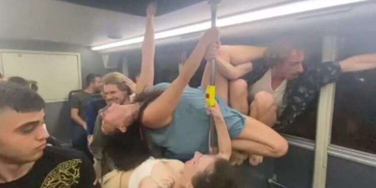 Cumhuriyet Vakfı’ndan burs başvurularına ilişkin kamuoyu açıklaması