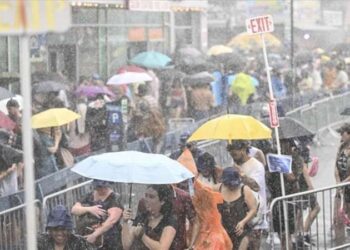 New York'ta meydana gelen sellerde 1 kişi öldü