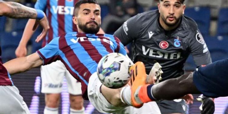Hüseyin Türkmen'den Trabzonspor'a kötü haber