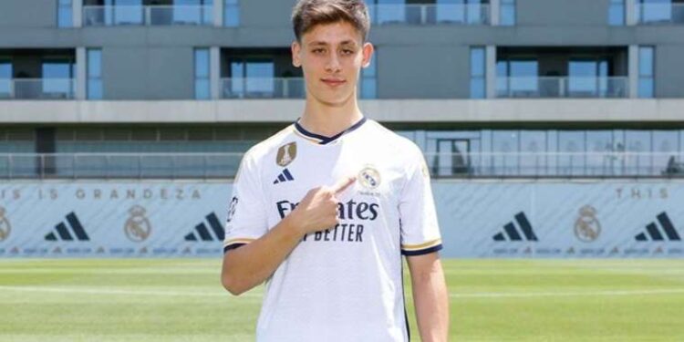 İspanyol basınından Arda Güler'e büyük övgü: 'Ronaldo'yu geride bıraktı'