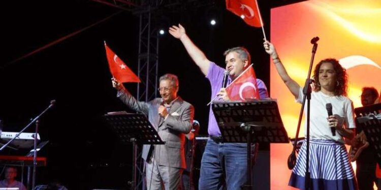 Arka Sokaklar ne zaman başlıyor? Arka Sokaklar yeni sezon ne zaman? Kurtlar Vadisi’nin yıldızı Arka Sokaklar’da…