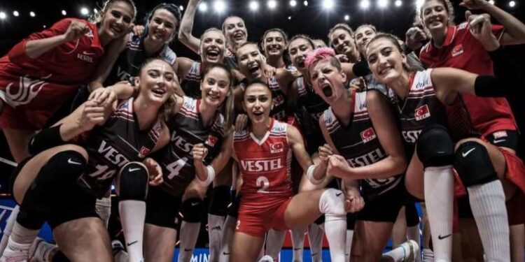 Filenin Sultanları, Milletler Ligi'nde şampiyon oldu: Türkiye voleybolda istikrarlı başarıyı nasıl yakaladı?