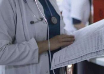 Termometreler 46 dereceyi gösterdi… Sahil ve sokaklar boşaldı!