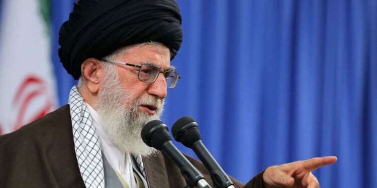 Hamaney'den İsveç'te tepki: İslam dünyasına karşı savaşçı tavır aldı