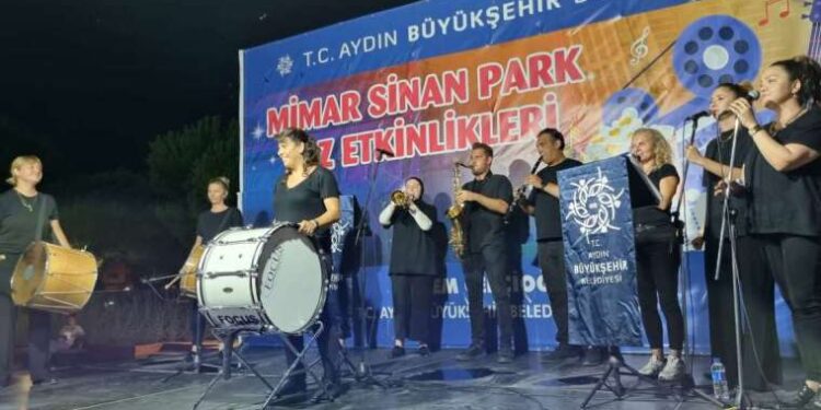 Kapıyı açmayan kayınvalidesini ölü buldu