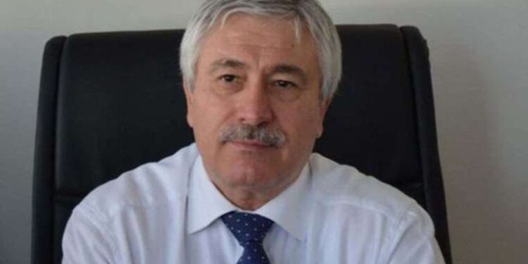 Tedavi için gittiği hastanede yakalanmıştı: FETÖ’den aranan eski rektör tutuklandı