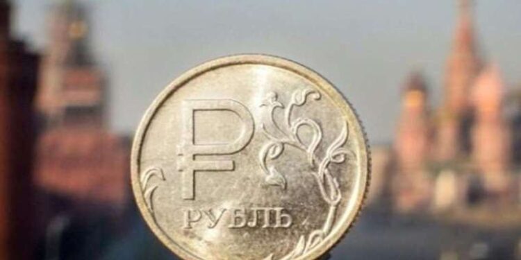 İstanbul’da çirkin olay: Kadınlara yangın tüpü sıkarak saldırdılar