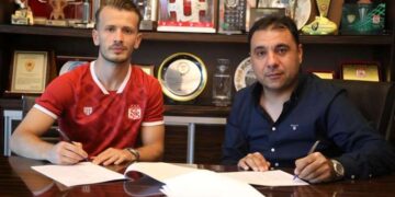 Sivasspor Abdulkadir Parmak'ı resmen açıkladı