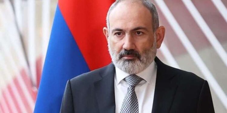 Ankara’da minibüs demir parmaklıklara çarptı: Çok sayıda yaralı!