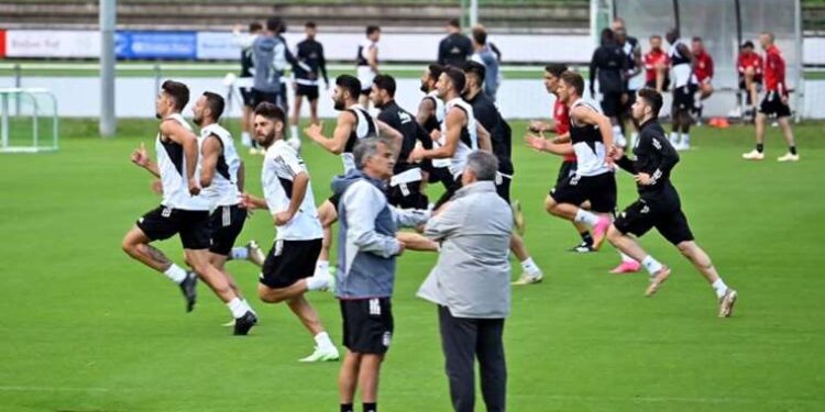 Beşiktaş'ın UEFA Konferans Ligi kadrosu belli oldu