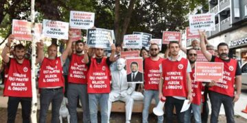 TİP üyelerinden zam protestosu: 'Lüks haline geldi!'