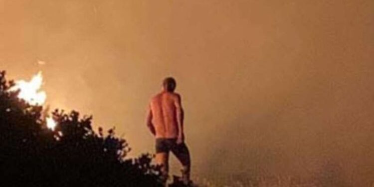 Miçotakis, yangın söndürme desteği için Türkiye’ye teşekkür etti