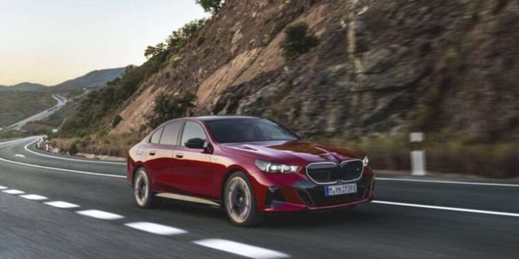 İstanbul’da tarihi gün… Sıcaklık 43 dereceyi de geçti!