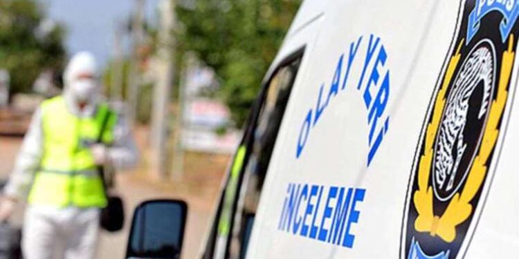 Elazığ’da binaya yalıtım çekmek isteyen işçi göçük altında kaldı