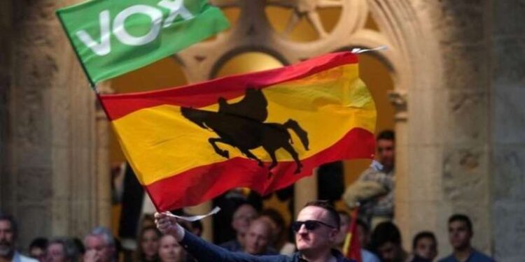İspanya’da erken seçim: Aşırı sağ iktidara yürüyor