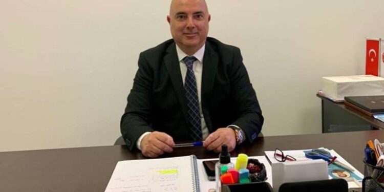 CHP Spor Kurulu Başkanı Demirhan Şerefhan: 'Giderlerin dövizle olması Türk futbolunu büyük bir tehlikeye sürüklüyor'
