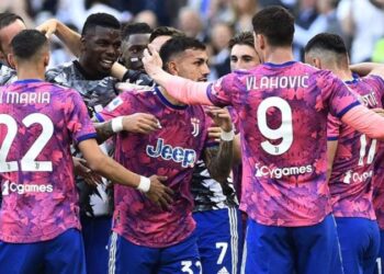 Fransızlar duyurdu: Galatasaray Leandro Paredes için PSG ile anlaştı!