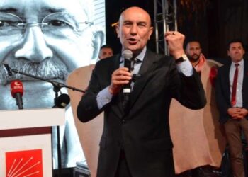 Tunç Soyer’den “Büyükşehir batıyor!