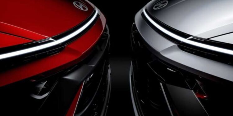 Samsung yeni akıllı saatini tanıttı