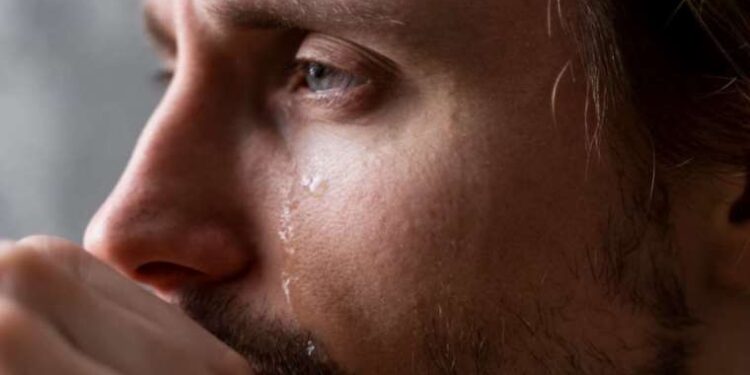 Ağlamanın da yararları var! İşte ağlamanın bilinmeyen faydaları…