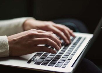 Valilik yasaklamıştı: Eskişehir’deki Onur Yürüyüşü’nde 18 gözaltı