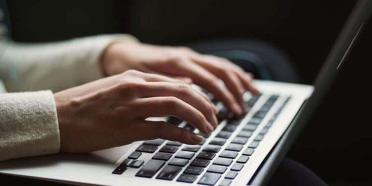 Valilik yasaklamıştı: Eskişehir’deki Onur Yürüyüşü’nde 18 gözaltı