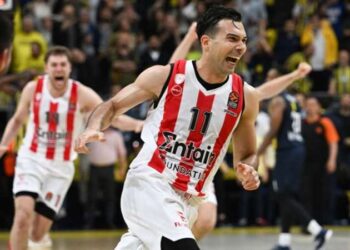 Son dakika… Özkan Uğur hayatını kaybetti!