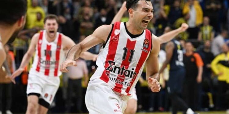 Son dakika… Özkan Uğur hayatını kaybetti!