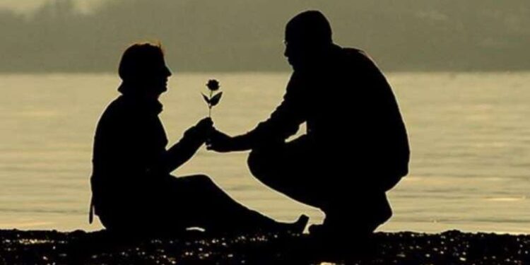 Bu burçların aşkları ömürlük oluyor! Akıllarından ayrılık hiç geçmiyor! İşte birbirleri için yaratılan burçlar