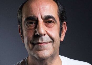 Özkan Uğur’u uğurlayan sanatçı dostları, Cumhuriyet TV’ye konuştu: ‘Çatlak seslerin çıkmadığı ender ölümlerden biri...’