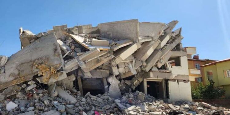 Yenikapı İstasyonu’nda korkunç olay! 15 yaşındaki çocuk intihar etti