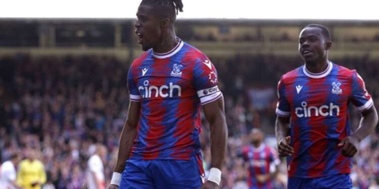 Son Dakika: Galatasaray Wilfried Zaha'yı resmen duyurdu