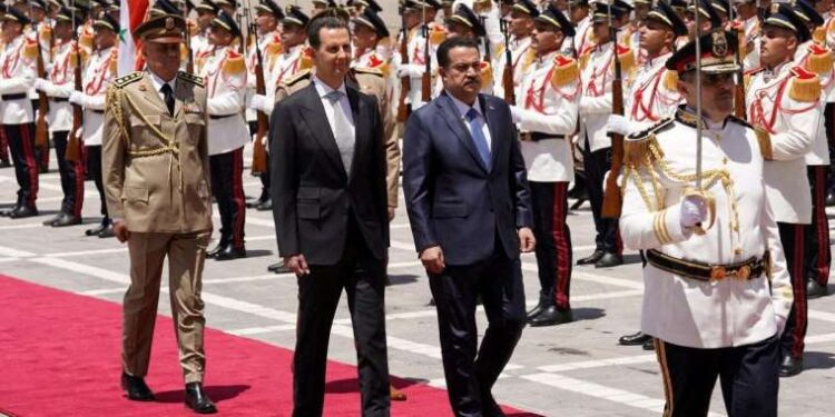 Irak Başbakanı iç savaşın başlangıcından beri ilk kez Suriye’ye giderek Esad ile görüştü