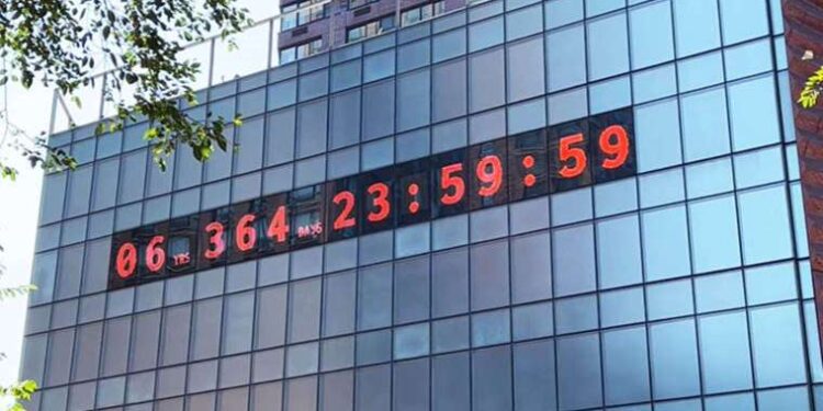 Dünya hızla dönüşü olmayan yola gidiyor: Kıyamet günü saati devrede