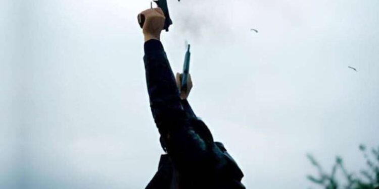 Kayseri'de silahla havaya ateş açan 6 maganda yakalandı