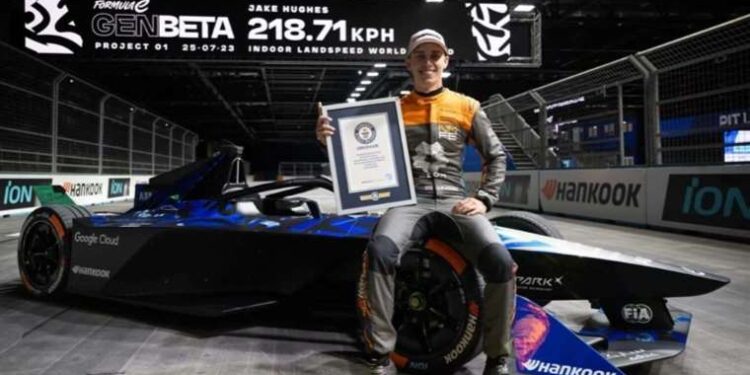 Elektrikli araçlarda Porsche'nin hız rekoru kırıldı