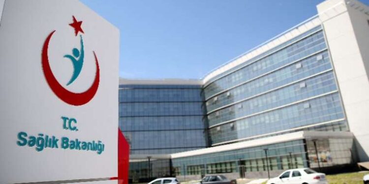 Çanakkale’de yangın sürüyor: 6 köy boşaltılacak