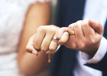 Hindistan’da 15 kadınla evlenen kişiye gözaltı