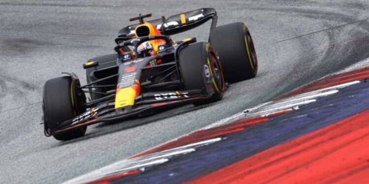 F1 Belçika Grand Prix'sinde zafer Max Verstappen'in