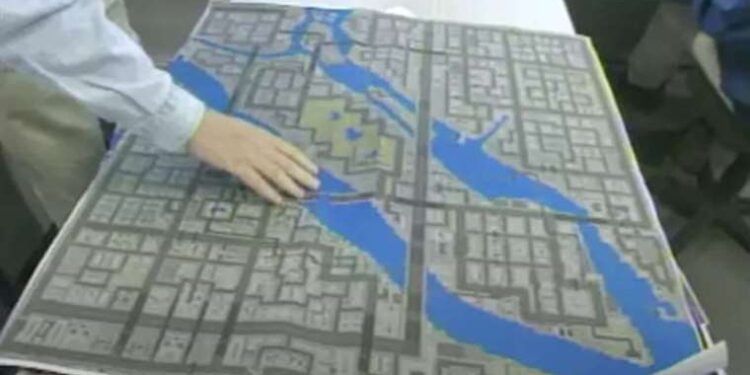 Sultangazi’de garip olay: ‘Atılan soğanlar aracımın camını kırdı’ iddiası