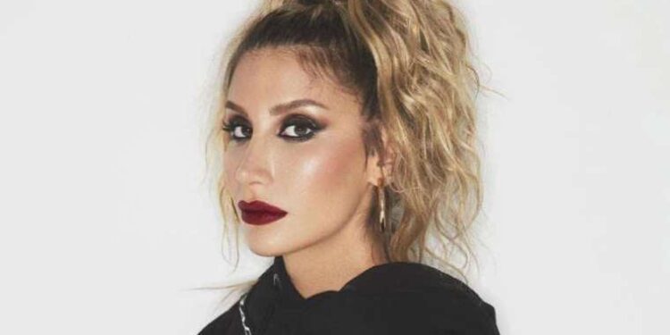 İrem Derici hastanelik oldu